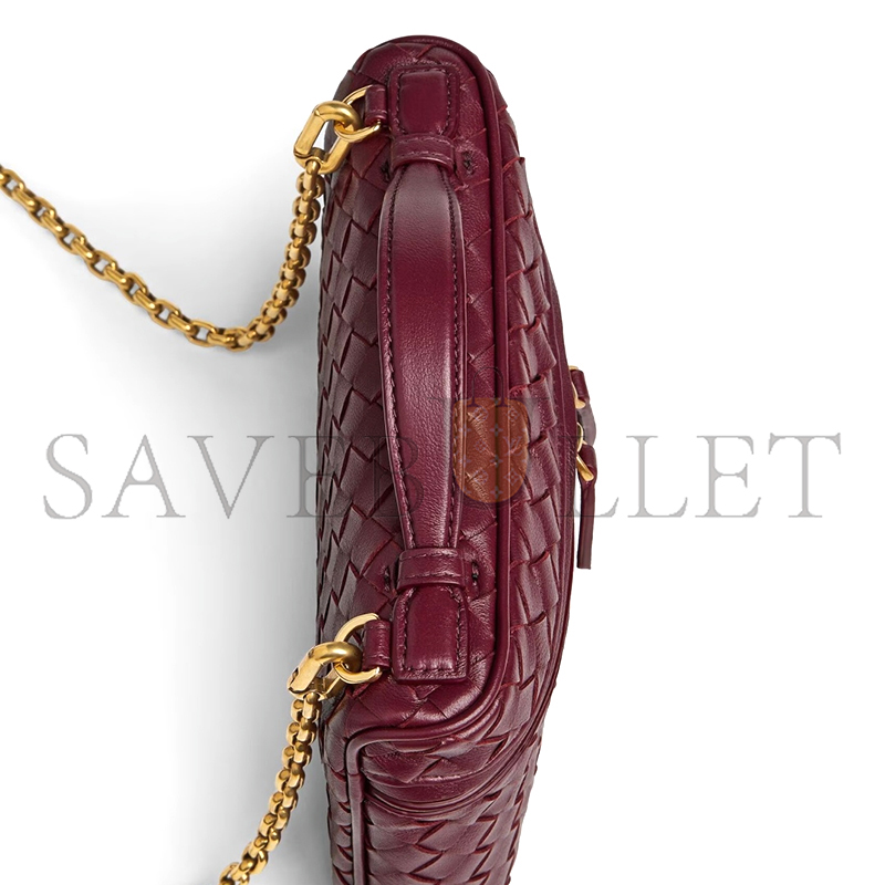 BOTTEGA VENETA SMALL SOFT VANITY 843800 (19*14*3cm)